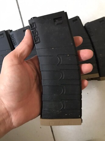 G&G - 2. EL G&G MID-CAP ÜSTÜ SİYAH ALTI TAN ŞARJÖRLER