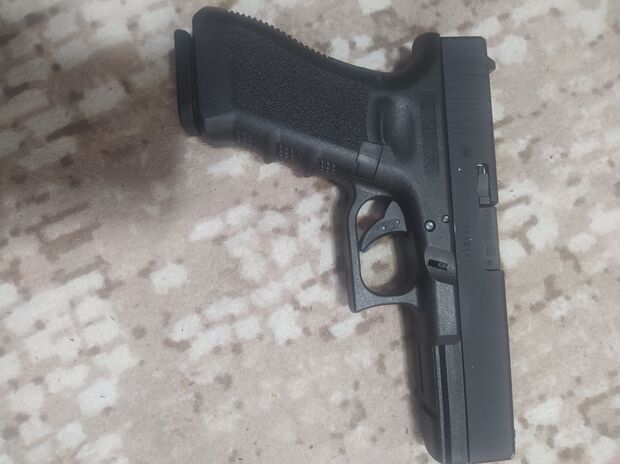 GLOCK 17 SİYAH AIRSOFT TABANCASI