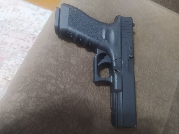 GLOCK 17 SİYAH AIRSOFT TABANCASI