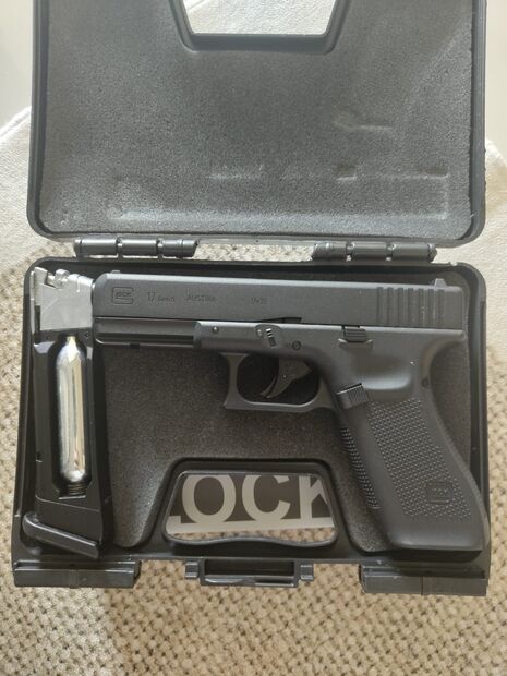 UMAREX GLOCK 17GEN 5 AİRSOFT TABANCASI