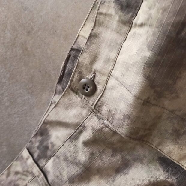 USED CAMOUFLAGE PANTS