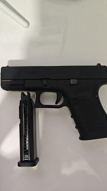 WE GLOCK 19 GEN4 BLOWBACK SİYAH AIRSOFT TABANCASI